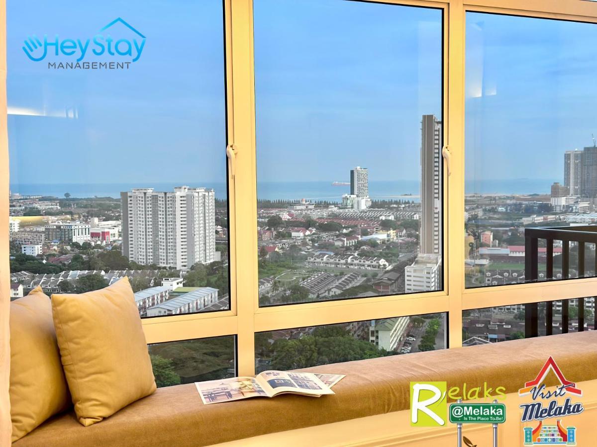 Novo 8 Residence Bachang By Heystay Management Kampong Tambak Exterior photo